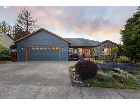 5529 Ne Voyage Avenue Lincoln City OR 97367