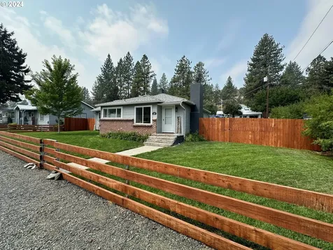 237 N Humbolt Street Canyon City OR 97820