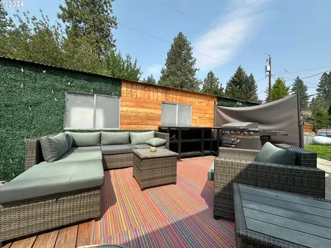 237 N Humbolt Street Canyon City OR 97820