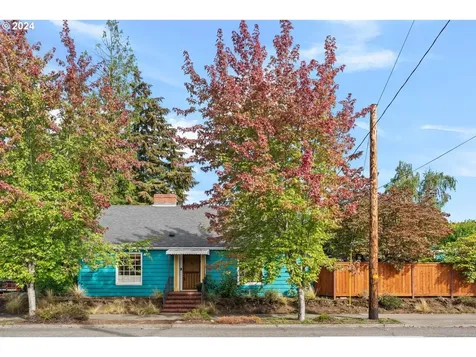 4909 Ne Halsey Street Portland OR 97213