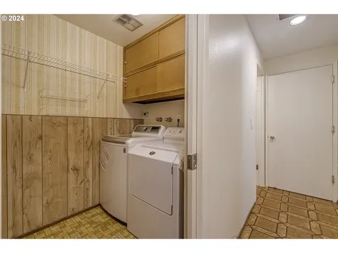 3160 NW Nyssa Court Beaverton OR 97006