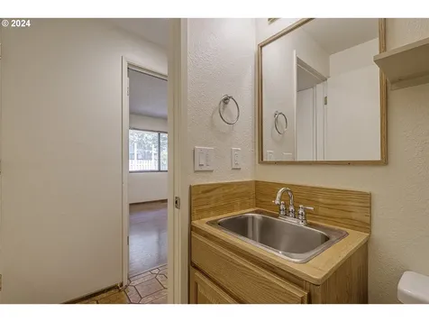 3160 NW Nyssa Court Beaverton OR 97006