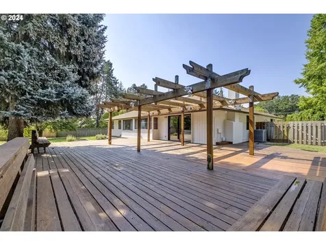 3160 NW Nyssa Court Beaverton OR 97006