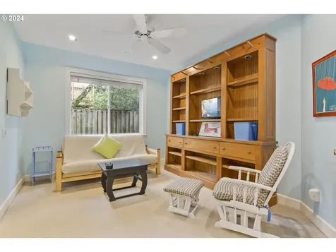 16855 Fernwood Drive Lake Oswego OR 97034