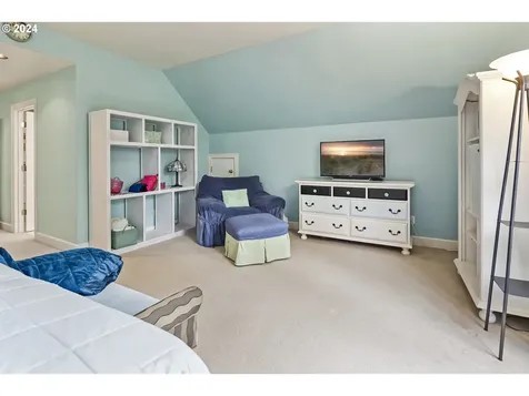 16855 Fernwood Drive Lake Oswego OR 97034