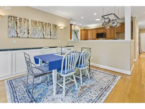 16855 Fernwood Drive Lake Oswego OR 97034