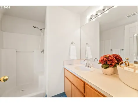 2415 NE 59th Street Vancouver WA 98663