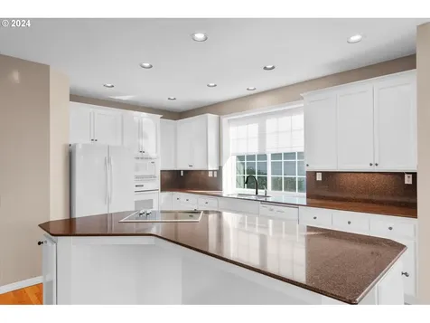 15216 NW Troon Drive Portland OR 97229