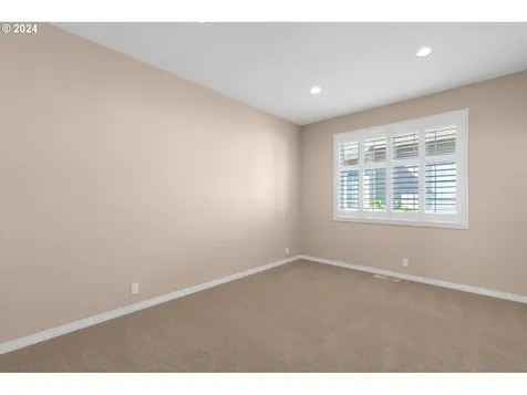 15216 NW Troon Drive Portland OR 97229