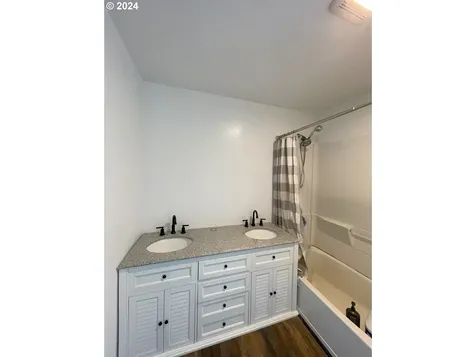 47601 Highway 101 Bandon OR 97411