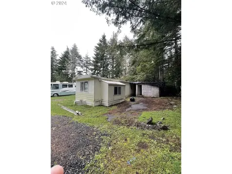 47601 Highway 101 Bandon OR 97411