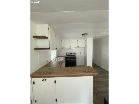 47601 Highway 101 Bandon OR 97411