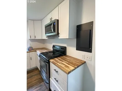 47601 Highway 101 Bandon OR 97411