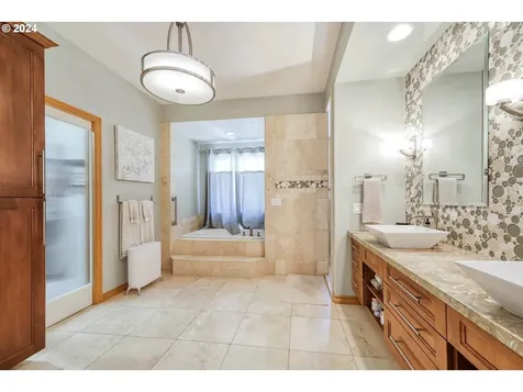1368 Wimbledon Place Springfield OR 97477
