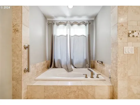 1368 Wimbledon Place Springfield OR 97477