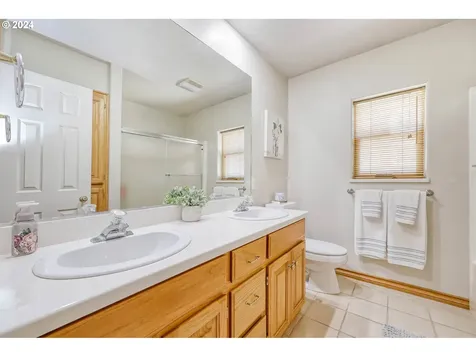 1368 Wimbledon Place Springfield OR 97477