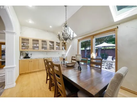 1368 Wimbledon Place Springfield OR 97477