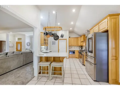 1368 Wimbledon Place Springfield OR 97477