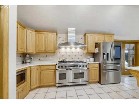 1368 Wimbledon Place Springfield OR 97477