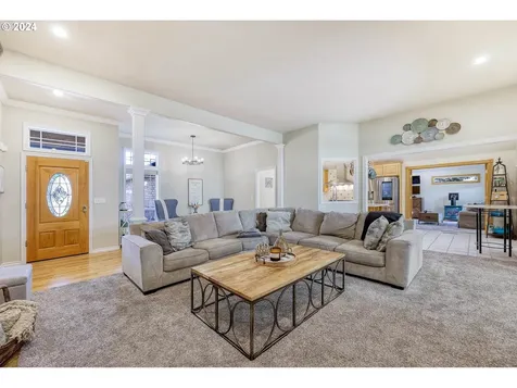 1368 Wimbledon Place Springfield OR 97477
