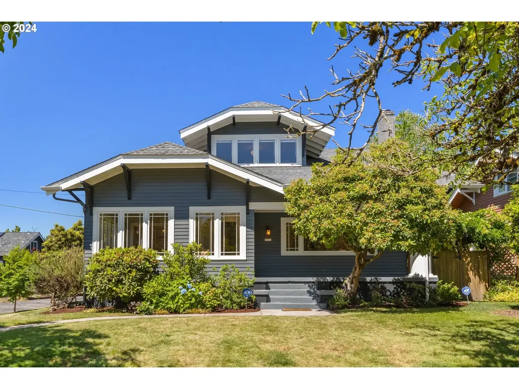 3707 Ne 17th Avenue Portland OR 97212