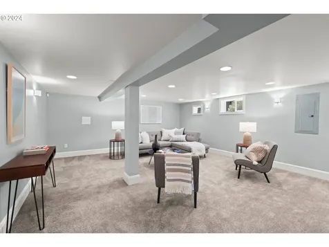 3707 Ne 17th Avenue Portland OR 97212