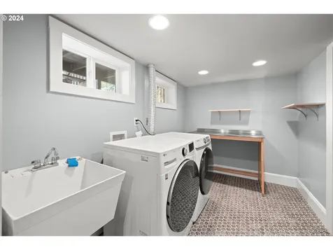 3707 Ne 17th Avenue Portland OR 97212