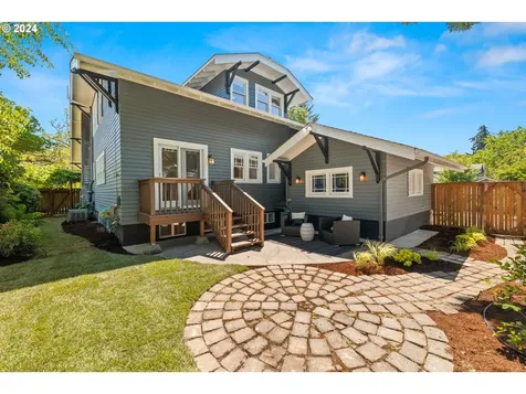 3707 Ne 17th Avenue Portland OR 97212