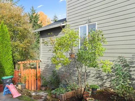 17693 SW Heatherwood Lane Sherwood OR 97140