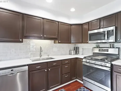 17693 SW Heatherwood Lane Sherwood OR 97140