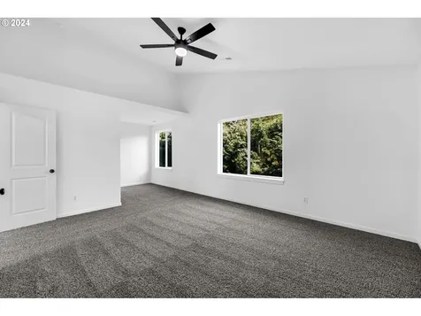 5805 NE 59th Avenue Vancouver WA 98661