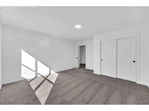 5805 NE 59th Avenue Vancouver WA 98661