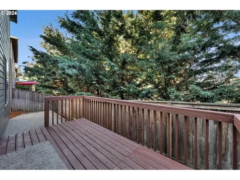 5805 NE 59th Avenue Vancouver WA 98661
