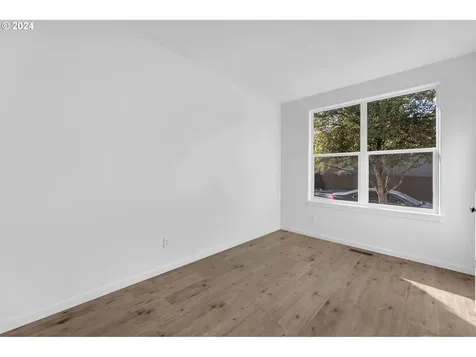 5805 NE 59th Avenue Vancouver WA 98661