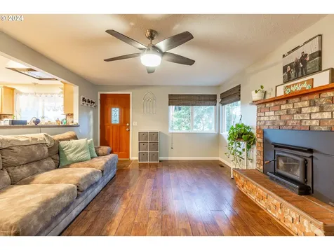 30854 Ty Valley Road Lebanon OR 97355