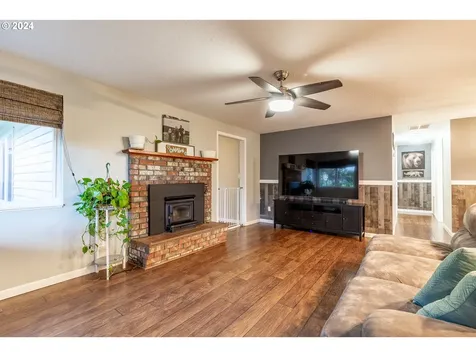 30854 Ty Valley Road Lebanon OR 97355