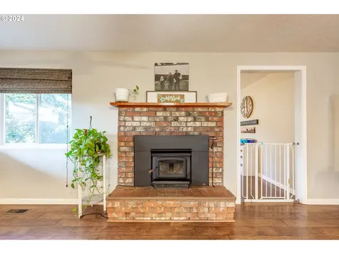 30854 Ty Valley Road Lebanon OR 97355