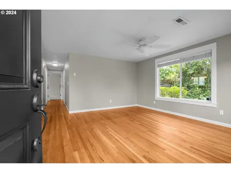 1840 Sw Logan Street Portland OR 97219