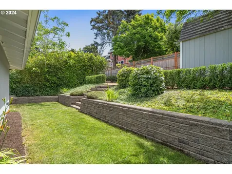 1840 Sw Logan Street Portland OR 97219