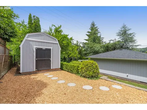 1840 Sw Logan Street Portland OR 97219