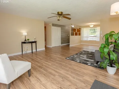 7912 Ne Burton Road Vancouver WA 98662