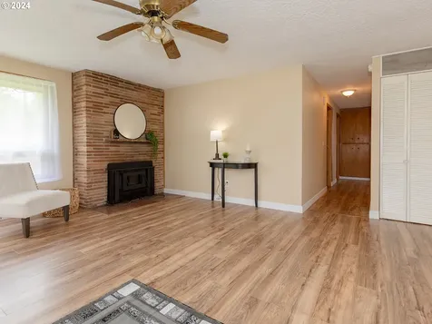7912 Ne Burton Road Vancouver WA 98662