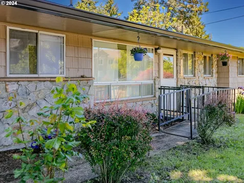 7912 Ne Burton Road Vancouver WA 98662