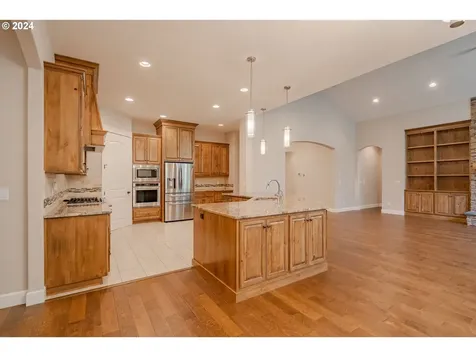 17200 NE 22nd Avenue Ridgefield WA 98642