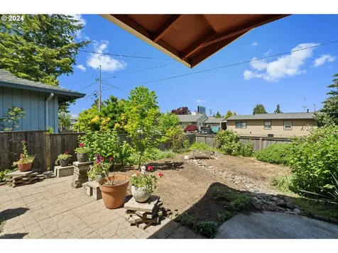 11854 Se Washington Street Portland OR 97216