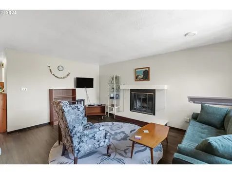 11854 Se Washington Street Portland OR 97216