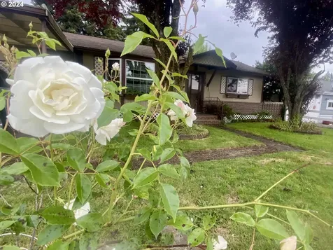 33671 Se Maple Street Scappoose OR 97056