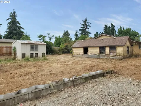 7725 Se Crystal Springs Boulevard Portland OR 97206