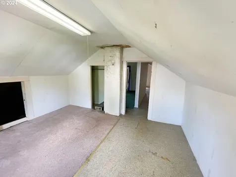 7725 Se Crystal Springs Boulevard Portland OR 97206