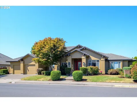 2095 Lakeview Drive Eugene OR 97408